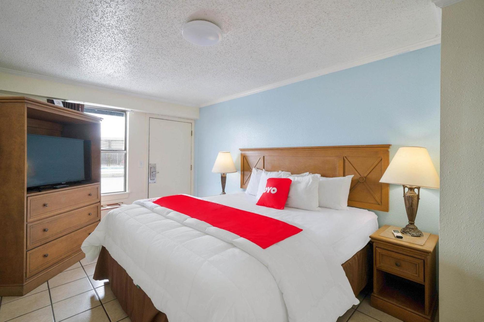 Oyo Hotel Rockport- Bay View Exterior photo